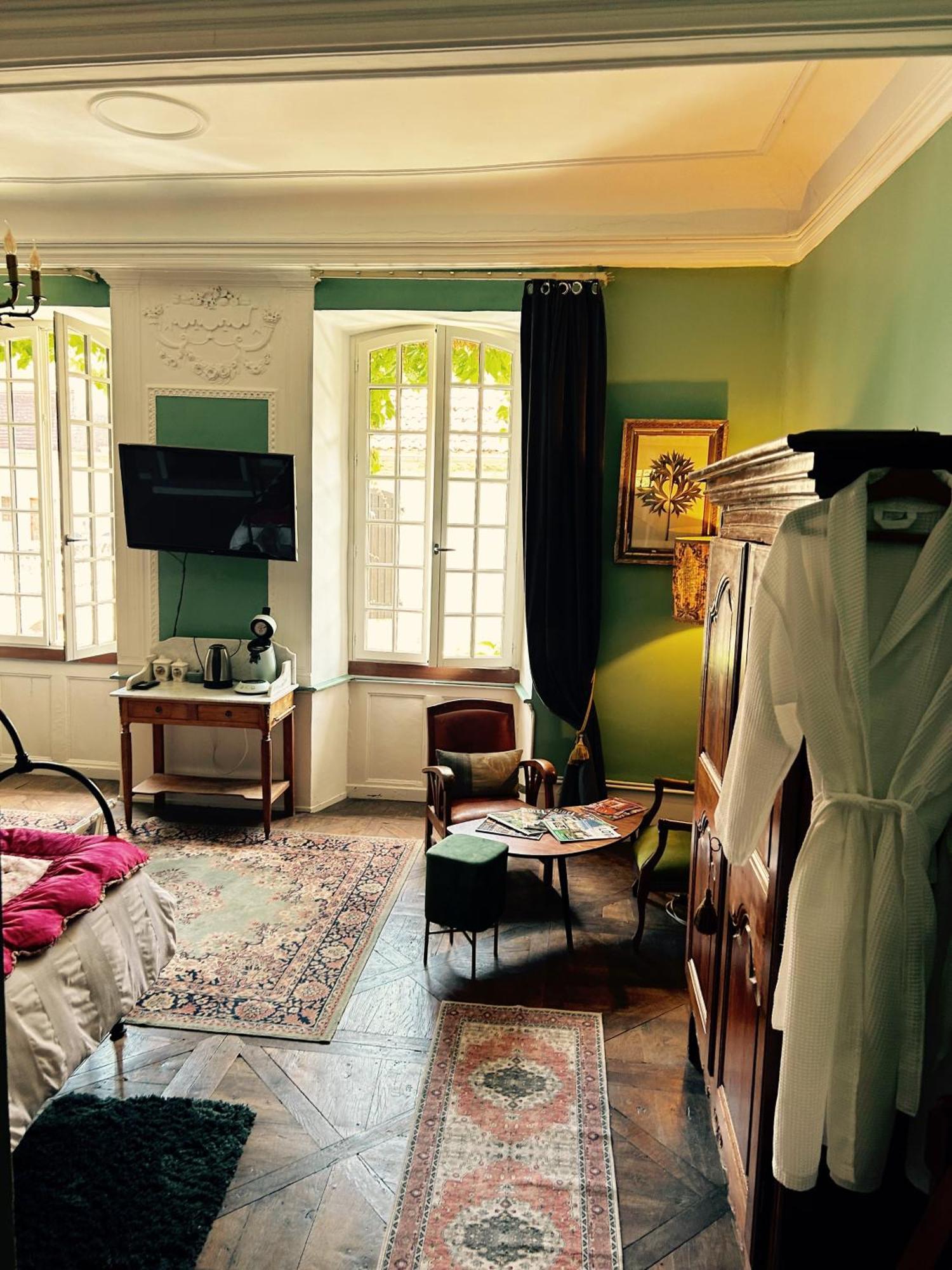 Le 7 Des Tonneliers Bed and Breakfast Castelfranc Εξωτερικό φωτογραφία